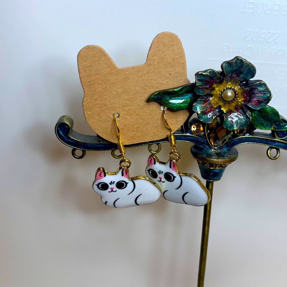 🍄Handmade cute cat earrings